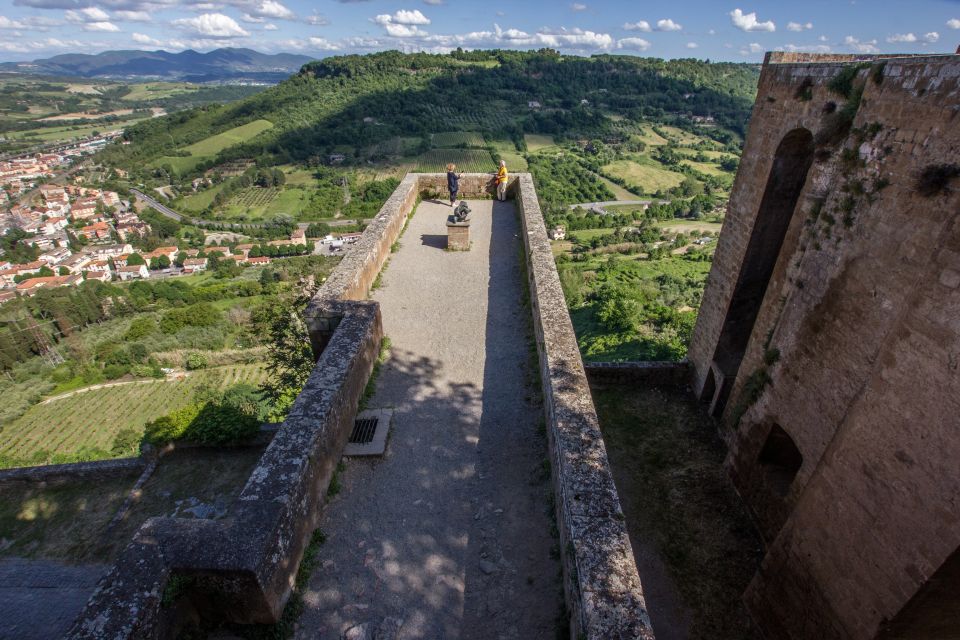 Orvieto: Old Town Guided Walking Tour - Why Orvieto’s Old Town Feels Like It’s Hanging Over the Hills