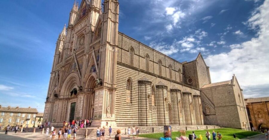 Orvieto: Private tour of the city and cathedral of Orvieto - Meeting at Piazza duomo: The Easiest Way to Begin