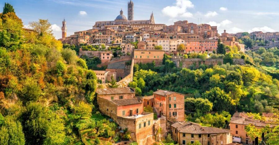 Orvieto: Private Walking Tour with the Cathedral of Orvieto - Panoramic viewpoints: Orvieto isn’t just stone walls