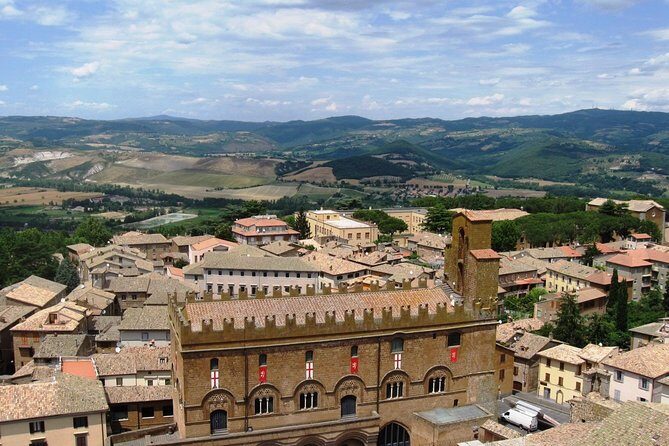 Orvieto, the Cathedral with golden mosaics and the medieval city – Private Tour - The value question: is $143.29 per person worth it?