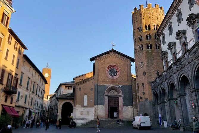 Orvieto, the Cathedral with golden mosaics and the medieval city – Private Tour - Should you book this Orvieto Duomo private tour?