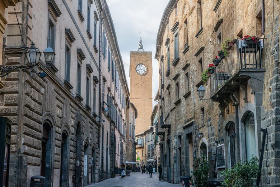 Orvieto Walking Tour including Duomo tickets - Who should book this walk (and who might reconsider)