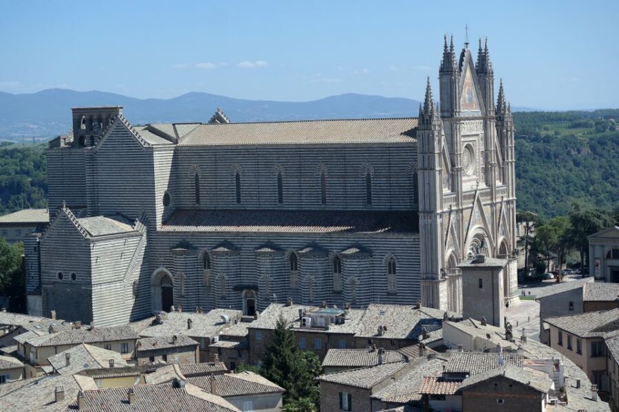 Orvieto Walking Tour including Duomo tickets - Duomo di Orvieto: Gothic facade, mosaics, and Signorelli’s Last Judgment