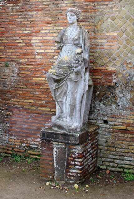 Ostia Antica: Small group tour from Rome - Getting to Ostia Antica by local train from Rome