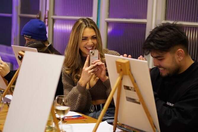 Paint n’ Sip in Rome: Unlimited Wine & Pizza in Piazza Navona - Key things to know before you go