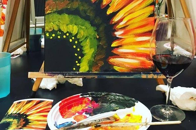 Paint & Sip in a 17th-Century Palazzo with Wine & Pizza - The Wine-and-Pizza Formula: Why It Works (and What to Watch)