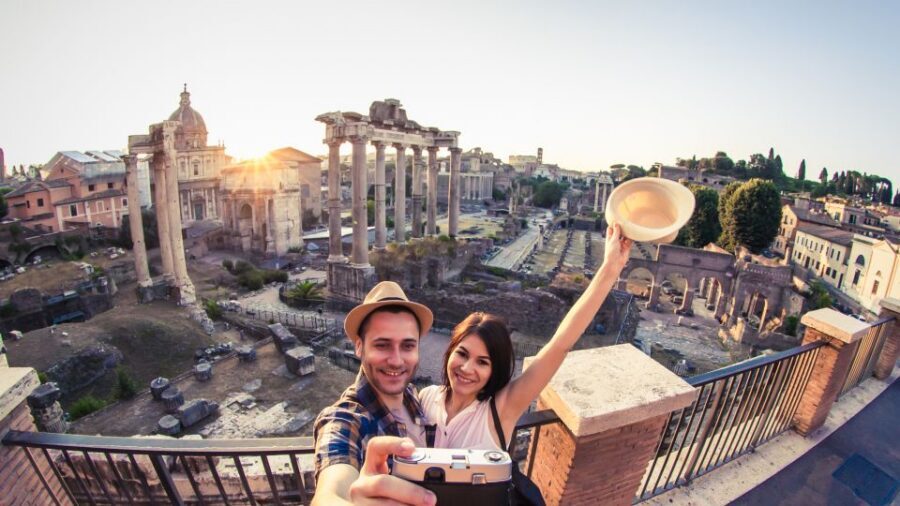 Palatine Hill and Roman Forum Tour with Fast-Track Entrance - Languages and Group Format: What This Tour Is Like Day-of