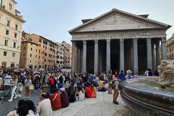 Pantheon Fast-Track-Entry Tickets with Audio guide - Group Size and Booking Timing: Small Can Still Be Busy