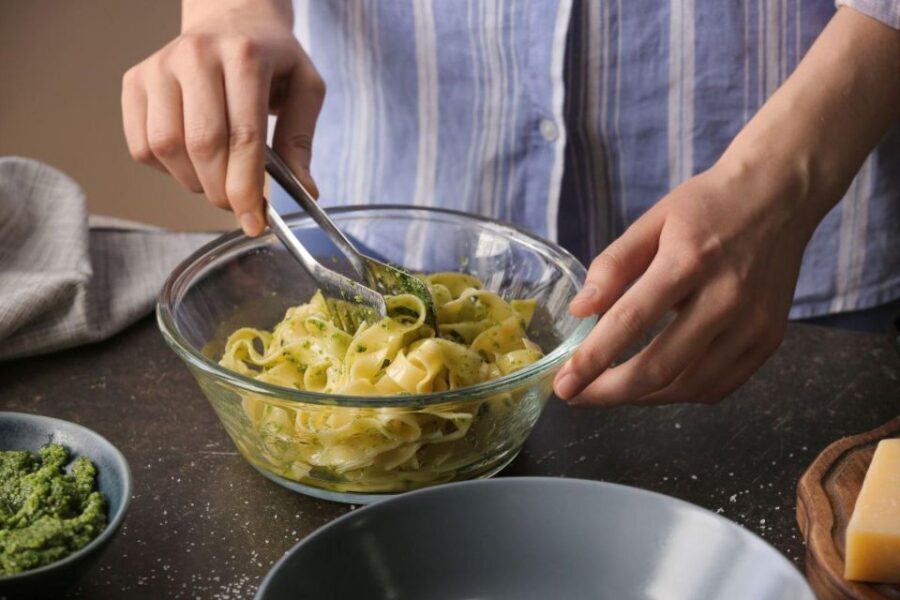 Pasta Cooking Class with Pesto Sauce Making in Rome Center - Practical tips to get the most from your pesto and pasta session