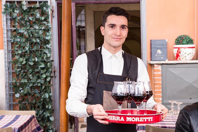 Pasta, Pizza & Gelato Food Tour in the Heart of Ancient Rome - Stop four: gelato to cap the walk