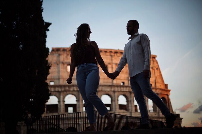 Photo Shooting in Rome with Professional Camera - Monti Warm-Up and the “Secret Spots” Route Toward the Colosseum