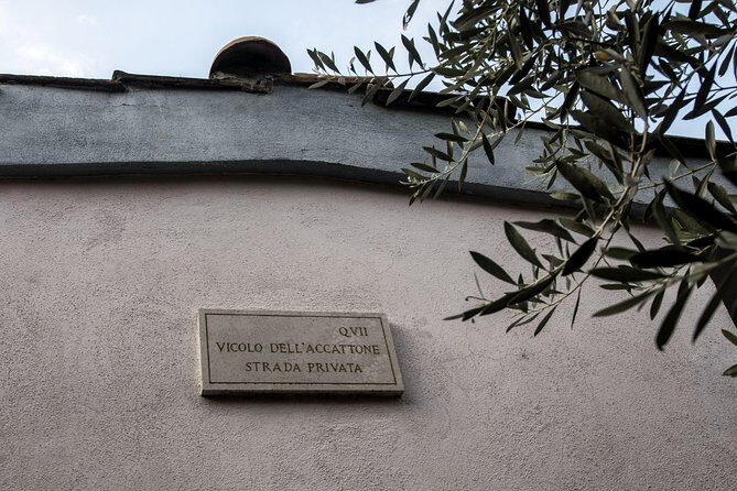 Photo Tour in the popular district of Pigneto - Price and value: is $190.30 a fair deal for this kind of Rome?