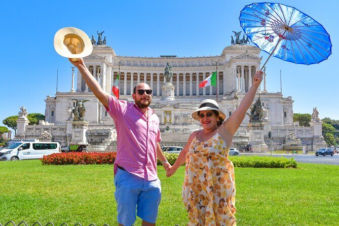 Photo Tour "Rome Holidays" - Walking to Piazza Venezia: Imperial Forums + Altar of the Homeland vibes