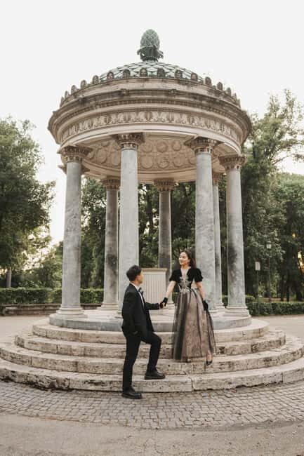 Photographer in Rome - A pro-led photo shoot that actually helps you pose