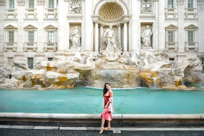 Photoshoot in Rome for couples - Timing, crowds, and weather: how to make Rome look kinder
