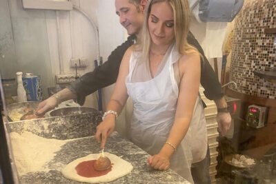 Pizza and Tiramisù Making class - Where you’ll be: Via San Carlo by Piazza Plebiscito