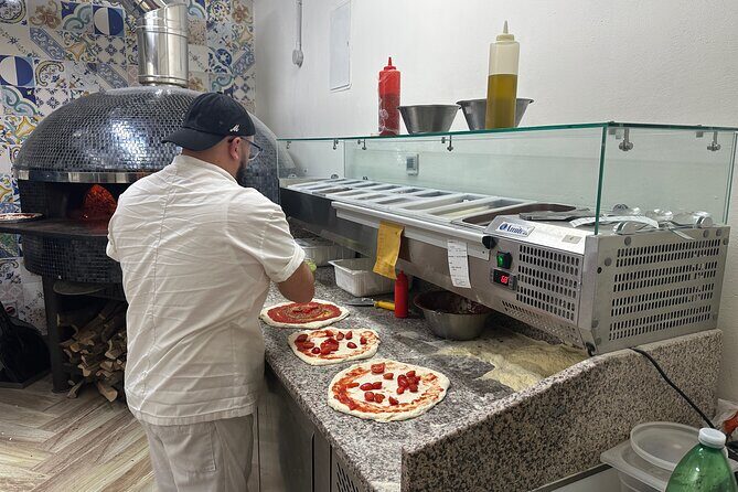 Pizza-Making Class with Local Top-Rated Chef with Drink in Naples - English Instruction, Patience, and Family-Friendly Energy
