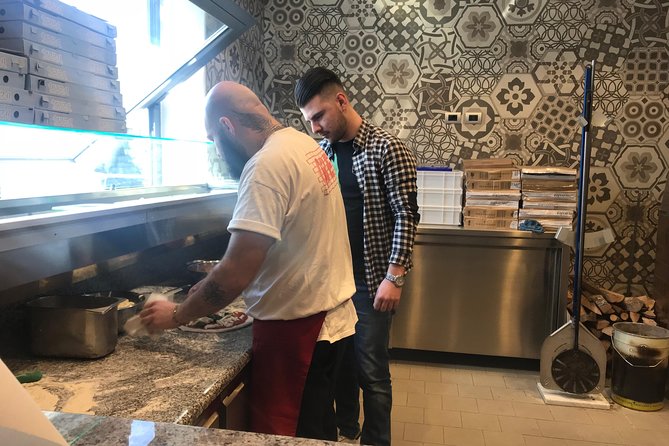 Pizza School, Learn the authentic art of making Pizza - Wood-oven baking: turning your shaped pizza into a real Neapolitan finish