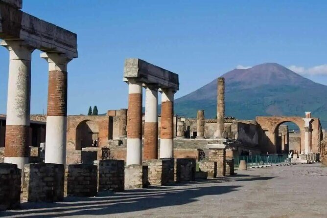 Pompei Archaeological Park Skip The Line ticket With audio Guide - The audio guide setup: your best tool for understanding AD 79