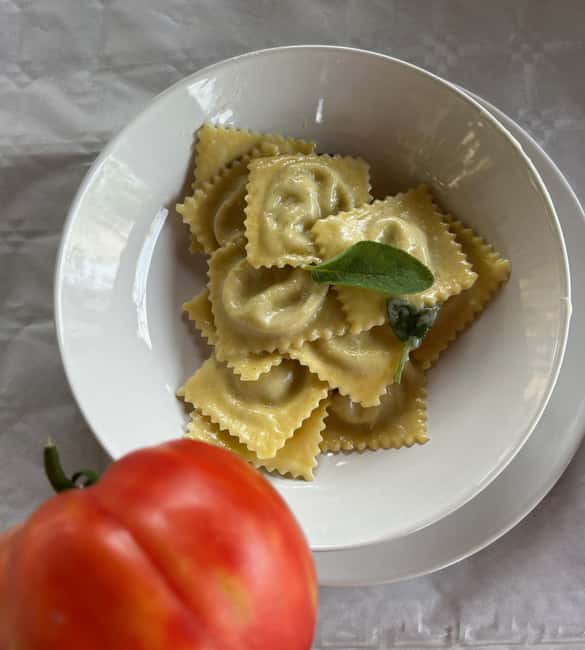 Pompei: Cooking class fresh pasta - Homemade Campania dessert: sweet, practical, and often very lemony