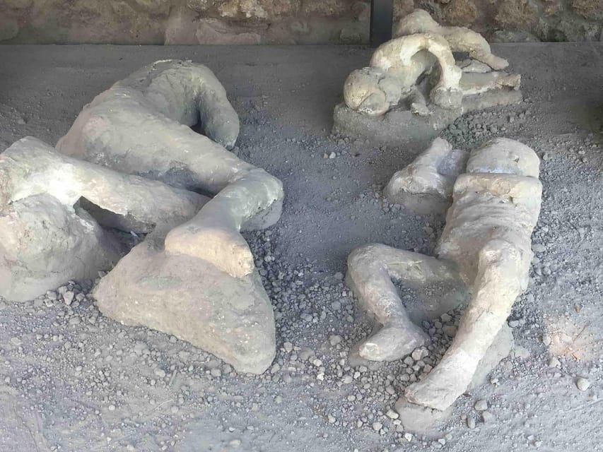 Pompeii: 2H group guided tour with a certified guide - How your guide connects ruins to Roman everyday life