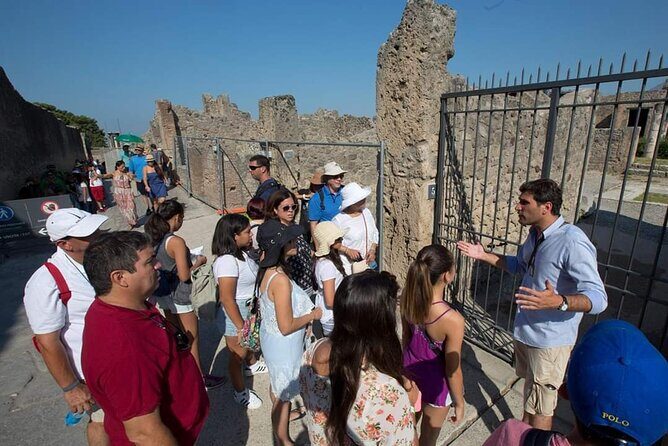 Pompeii 3 Hours Walking Tour Led by an Archaeologist - Lupanar: a blunt window into commercial sex work