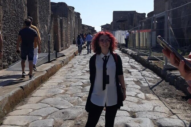 Pompeii 360° - 4-hour tour with an expert Guide in archaeology - Stop 1: Anfiteatro Romano (the oldest amphitheater angle)