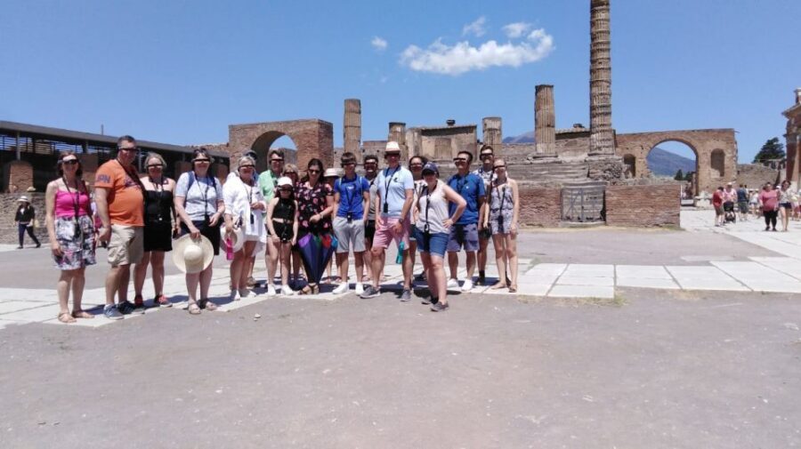 Pompeii: 3D Walking Tour with Entry Ticket - The 2-hour walking pace: where you’ll start and how you’ll fit it in
