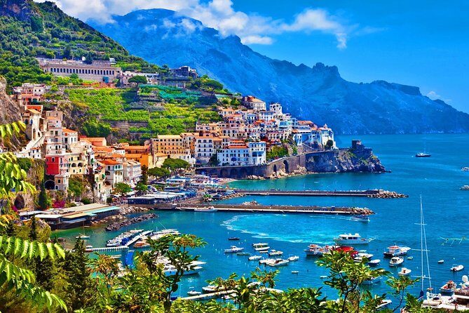 Pompeii and Amalfi Coast Day Trip from Naples - Amalfi free time: shopping, the Duomo, and choosing your view