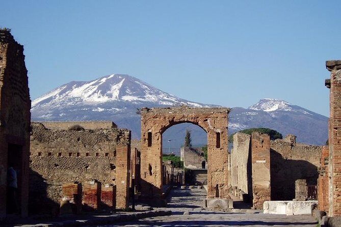 Pompeii and Naples From Rome: Private Full-Day Tour with Lunch - Key things to know before you go