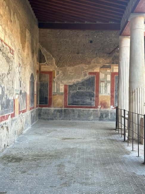 Pompeii and Vesuvius Cellars: Tour with Pick-Up in Positano - Positano pickup and return: comfort first, stress second