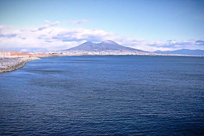 Pompeii and Vesuvius from Naples. Private activity - Naples port to Pompeii and Vesuvius: why this pairing works