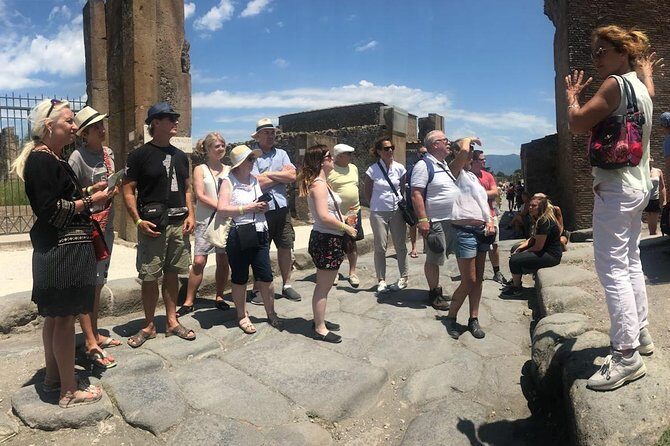 Pompeii and Vesuvius Small Group Tour From Naples with Pizza - The Scenery and the View: When the Clouds Cooperate (or Don’t)