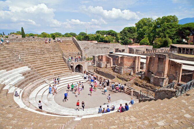 Pompeii and Vesuvius Wine Tasting Private Tour - Wine Tasting and Lunch: where the day slows down