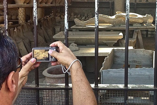 Pompeii and Villa of the Mysteries Private Tour - Stop 1: Pompeii Archaeological Park with a guide-led route