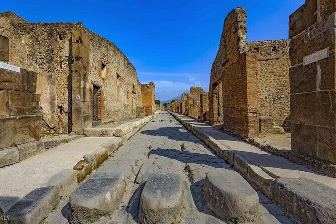 Pompeii Archaeological Area Entrance Ticket - A practical Pompeii route: Porta Marina highlights