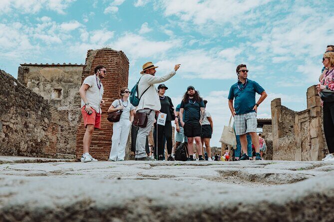 Pompeii Archaeological Small-Group tour for 15 people - Stabian Baths: the oldest thermal complex in town