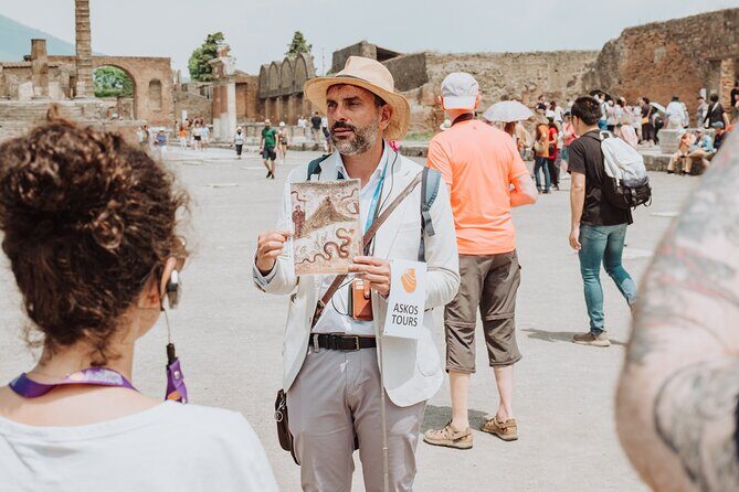 Pompeii Archaeological Small-Group tour for 15 people - Vicolo delle Terme: the street-level clue that makes the city click