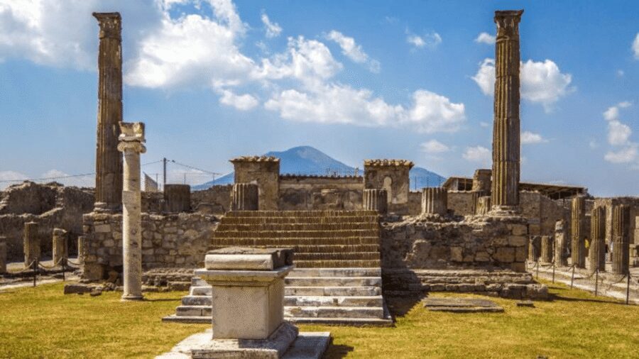 Pompeii Audioguide - TravelMate app for your smartphone - Getting started: activation code and the no-meeting-point setup