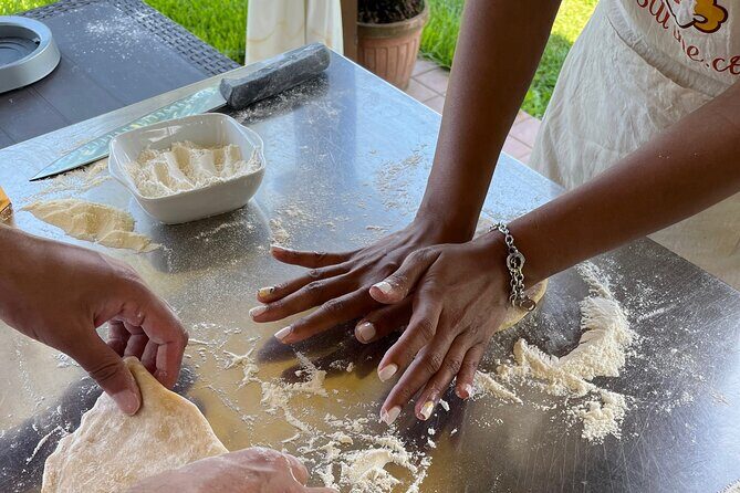 Pompeii: guided tour of the ruins and cooking class fresh pasta - Wine, water, and the meal pacing
