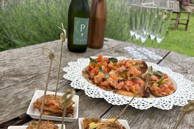 Pompeii: guided tour of the ruins and cooking class fresh pasta - Transportation and small-group comfort