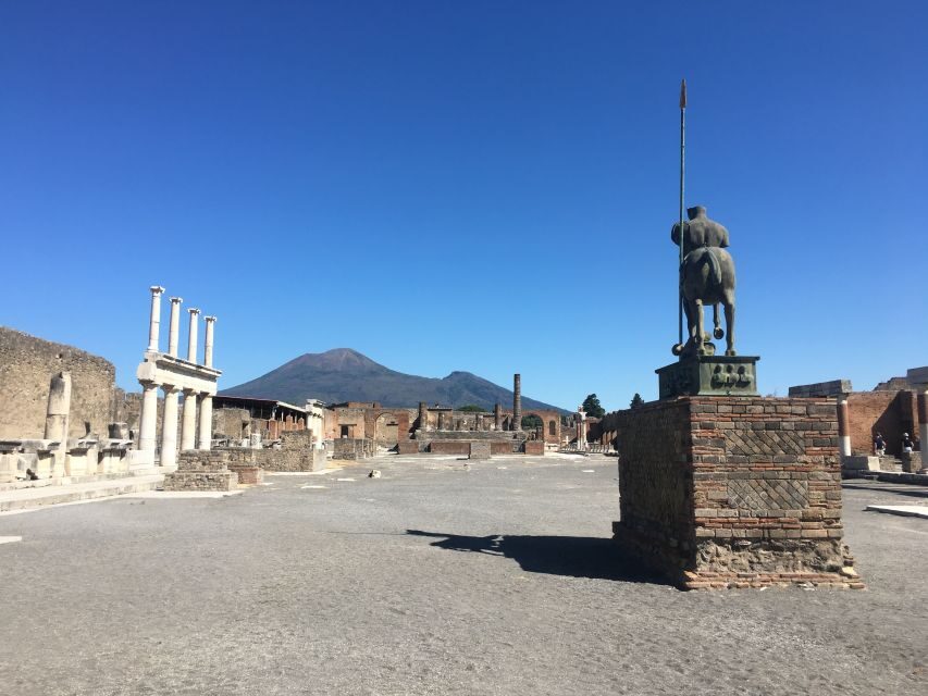 Pompeii: Guided Tour with Archaeologist with max. 12 People - Terme Stabiane: baths as a social engine