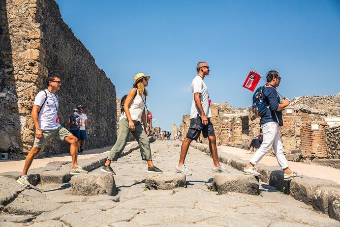 Pompeii: Guided Tour with Priority Entrance - Where You Meet: Zeus Car Park and a Smooth Start