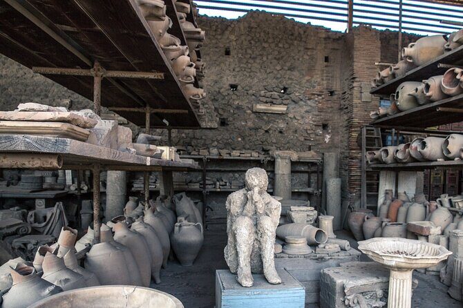 Pompeii: Guided Tour with Priority Entrance - House of the Faun and the Alexander Mosaic: Art With a Plot