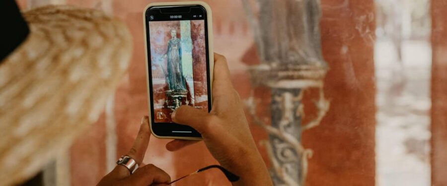 Pompeii & Herculaneum: Skip-the-line & Digital Guide App - Herculaneum as the second stop: preserved houses and mosaics