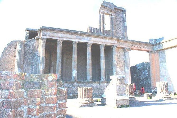 Pompeii & Herculaneum Trip from Rome with Hotel Pick Up & Skip-the-Line Tickets - Via dell’Abbondanza: a quick main-street walk that helps orientation