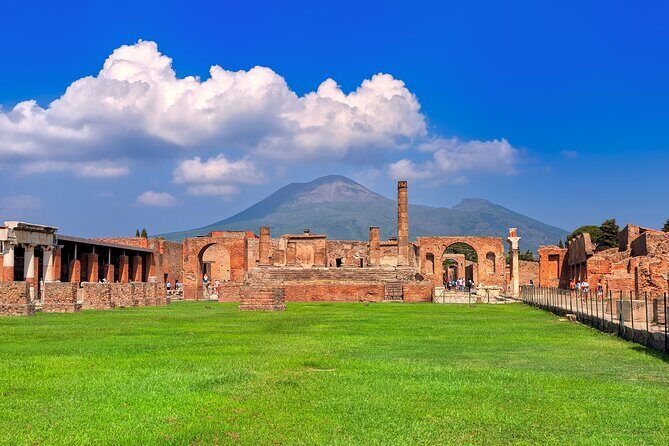Pompeii Private & Personalized Tour with archeology expert guide - Pompeii Archaeological Park in 2 hours: how the walk feels