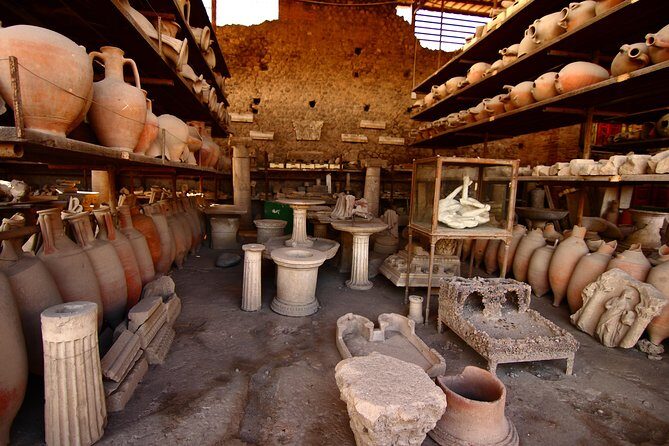 Pompeii Private & Personalized Tour with archeology expert guide - Where you meet at Piazza Esedra (and why it helps)