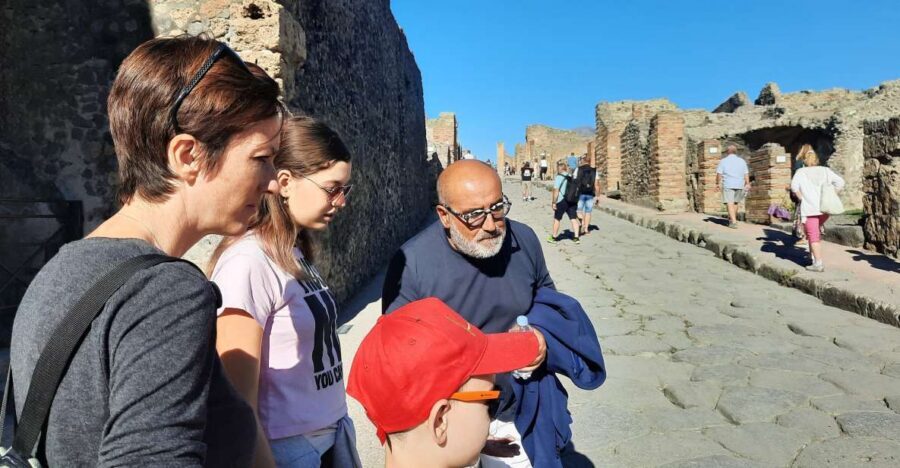 Pompeii Private Tour for Kids and Their Families - A kids-first Pompeii walk that keeps adults awake
