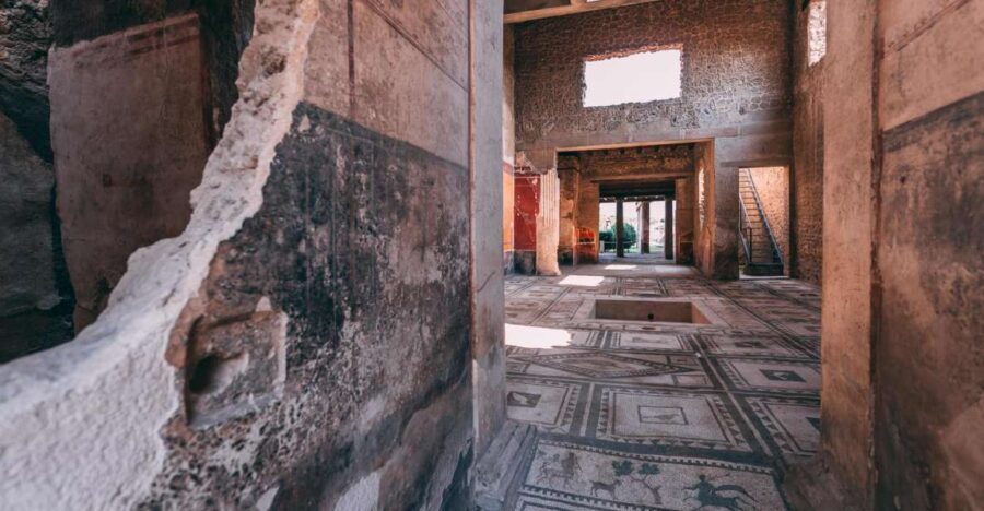 Pompeii: Private Tour with an Archaeologist - Why Pompeii feels different on this western walking route